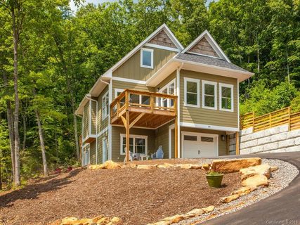 30 Leisure Lane sold home in Sonrise, Swannanoa, NC