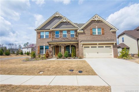 301 Somerled Way 88