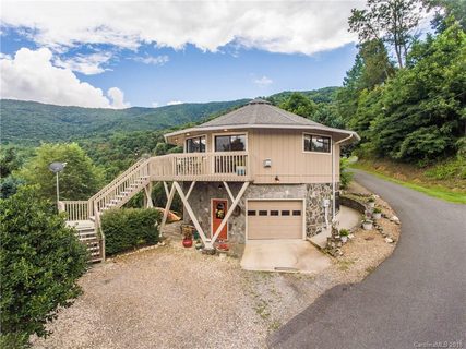 909 Acres View Drive sold home in Apple Blossom Estate, Waynesville, NC