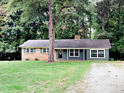 212 Weldon Circle