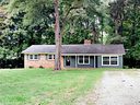 212 Weldon Circle sold home in Mount Holly, SC