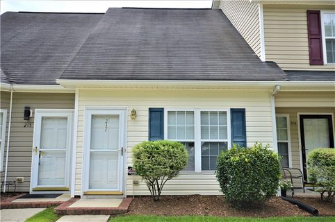 217 Linkside Court sold townhome in Cameron Village, Lenoir, NC