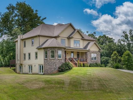 18 King View Drive