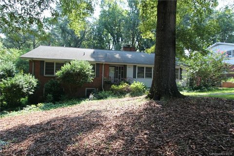 1126 Roundknob Avenue