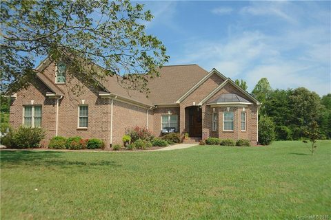 2527 Gateway Lane