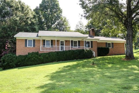 6155 Rocky River Road sold home in Foxwood Acres, Concord, NC