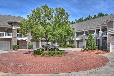 9067 Rosalyn Glen Road sold home in Edinburgh, Cornelius, NC