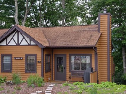 37 National Forest Drive P-1A sold condo in Alpine Village, Burnsville, NC