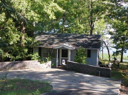 602 Shoreline Road 144