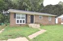 2231 Longleaf Drive sold home in Charlotte, SC
