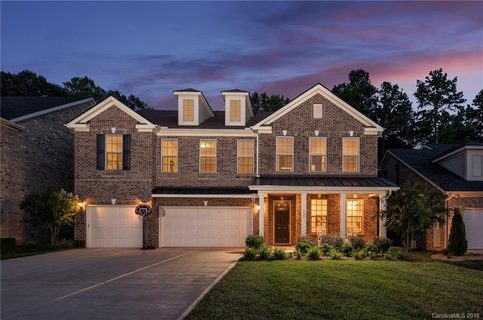 123 Smithfield Drive