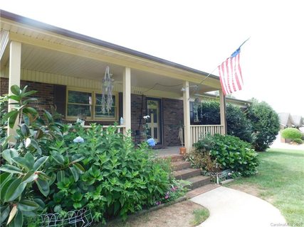 2598 Queens Drive sold home in Lincoln Forest, Lincolnton, NC