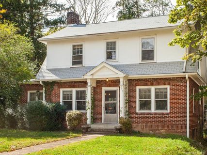 203 207 Brucemont Circle 1 & 2