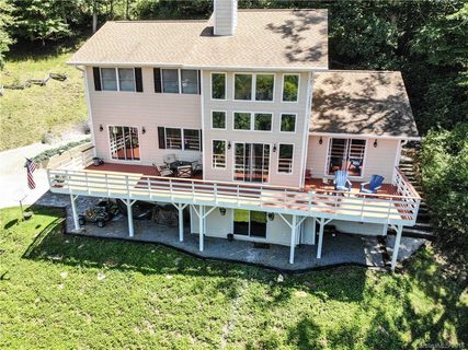 36 Dove Way