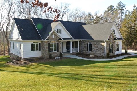 324 Woodridge Drive