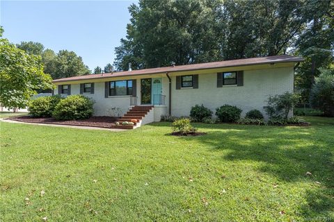 6220 Sunset Circle sold home in Sunset Oaks, Charlotte, NC
