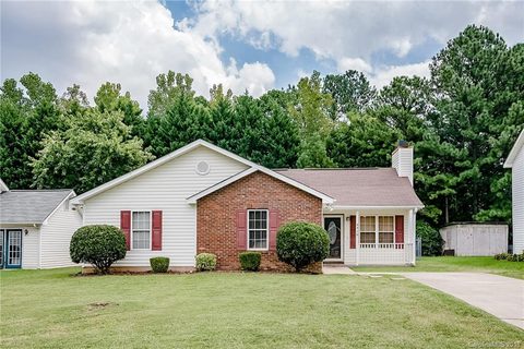 6410 Elgywood Lane sold home in Hunters Chase, Charlotte, NC