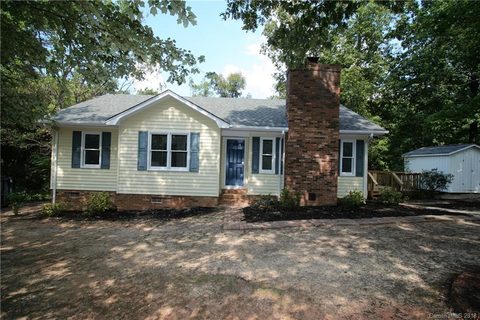 2707 Bobwhite Circle
