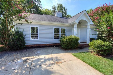 14212 Quartz Lane sold home in Woodside Village, Pineville, NC