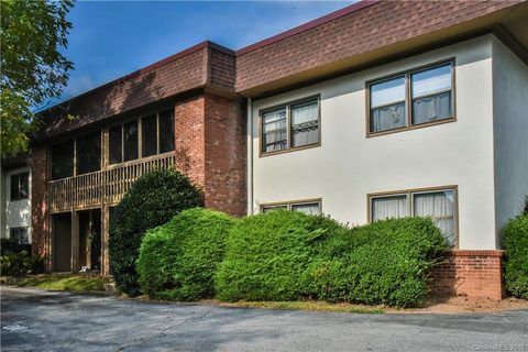 427 6th Avenue B3 sold condo in Holly Crest, Hendersonville, NC
