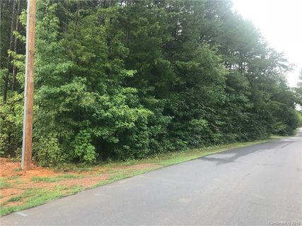 0000 Lucky Creek Lane sold home in Lake Hills Village, Denver, NC