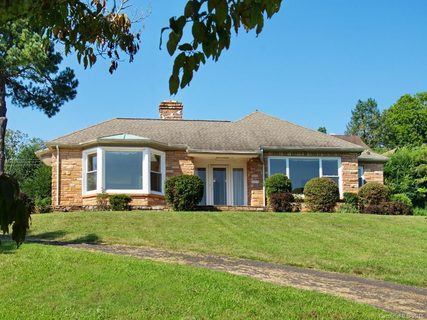 21 Edgewater Lane 618-619 sold home in Lake View Park, Asheville, NC