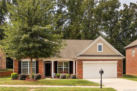 7117 Kilcullen Drive sold home in Springbrook, Charlotte, NC