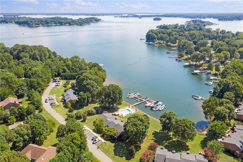 8012 Westcape Drive 1052/D sold home in Westcape Village, Denver, NC