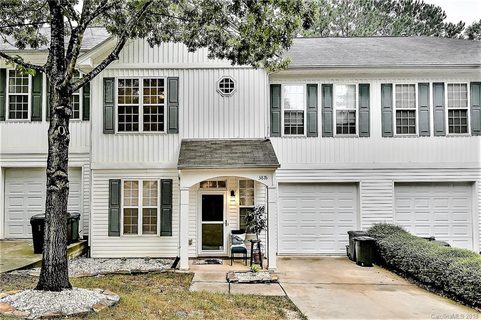 3818 Fern Run Court sold townhome in Glen Ridge, Fort Mill, SC