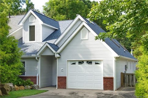 29 Village Parkway sold townhome in Mountainbrook Village, Black Mountain, NC