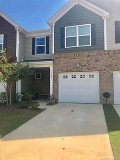3265 Yarmouth Lane