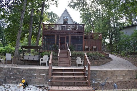 3566 Pinehaven Drive 1058 sold home in Pinehaven, Badin Lake, NC
