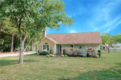 711 Goose Creek Drive sold home in Country Hills, Indian Trail, NC