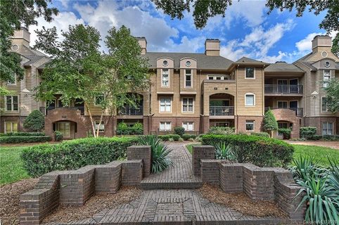 Previously sold for $200,000