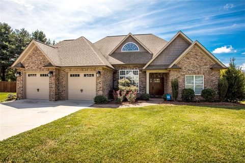 1841 Waterbury Court