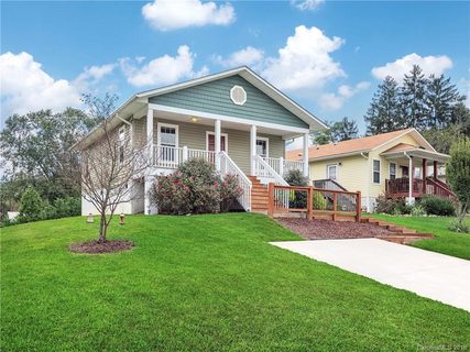 6 Trellis Court sold home in HABITAT FOR HUMANITY, Asheville, NC