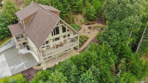 16 Spy Pointe Lane sold home in Spy Glass Pointe, Fletcher, NC