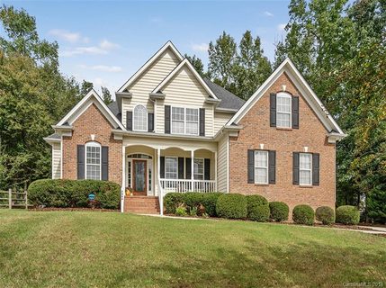 2066 Winding Oak Road