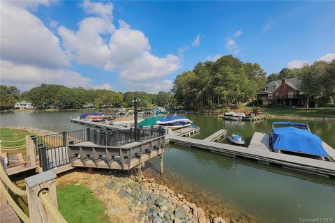 103 Pier 33 Drive 207