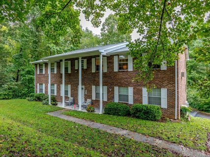 116 Falling Waters Road 4 sold condo in Brookside Manor, Hendersonville, NC