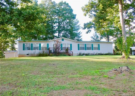 58 Clover Brook Drive sold manufactured home in Clover Brook, Weaverville, NC