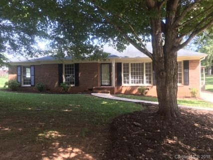 628 Old Farm Road