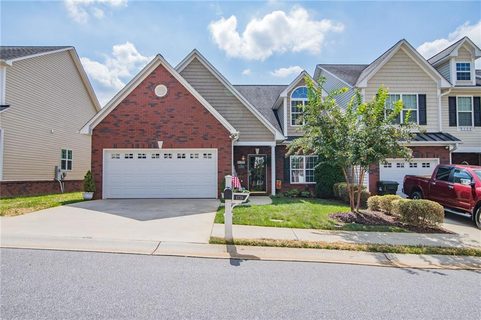 4739 Braxton Gate Lane sold townhome in Braxton Gate, Hickory, NC
