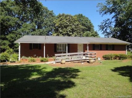 9713 Washam Potts Road sold home in Dogwood Acres, Cornelius, NC
