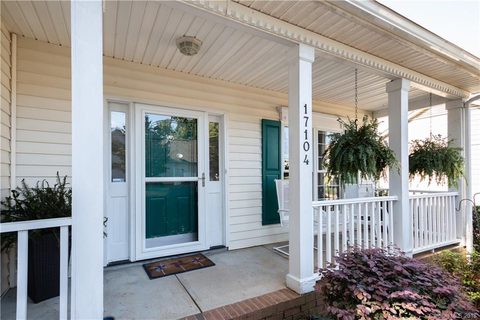 17104 Claret Court sold home in Bordeaux, Cornelius, NC