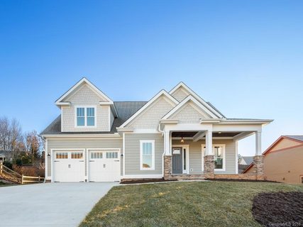 44 Barnrock Drive 37 sold home in Hollabrook Farms, Mills River, NC