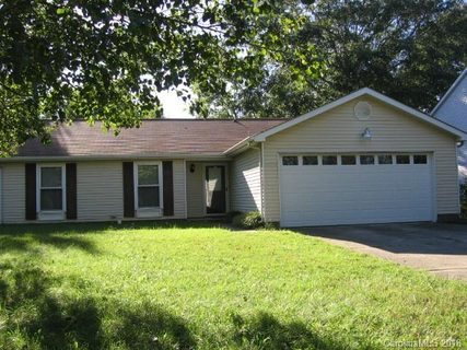 3008 Old House Circle