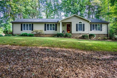 4256 Wood Forest Drive 38