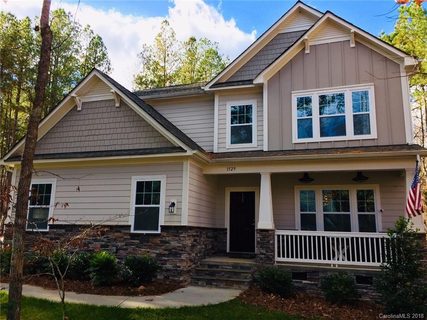 1529 Springfield Drive