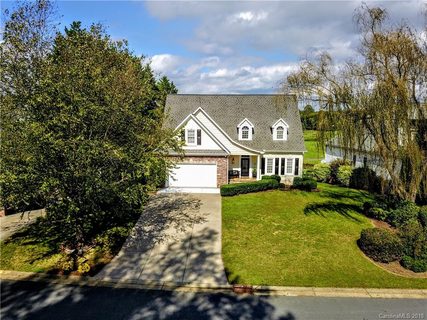 334 Kingsmill Drive sold home in Oak Valley, Advance, NC